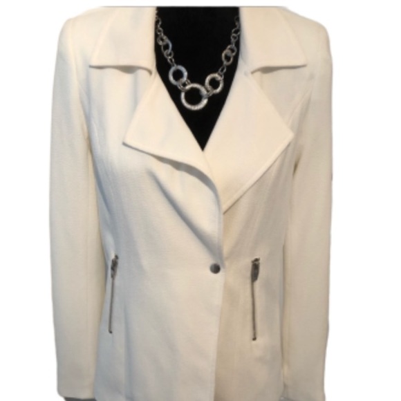 Jackets & Blazers - NEW Vero Mode textured Off White blazer